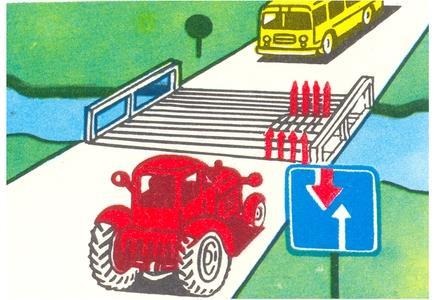 The driver of which vehicle must give way?