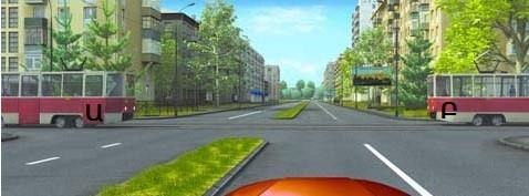 To the driver of which tram are you required to yield the right of way?