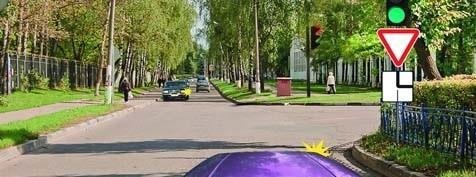 При выполнении поворота направо обязаны ли Вы уступить дорогу встречному водителю?